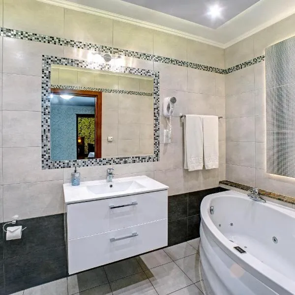 Hotel Zajazd Polonez，Tuczempy的飯店