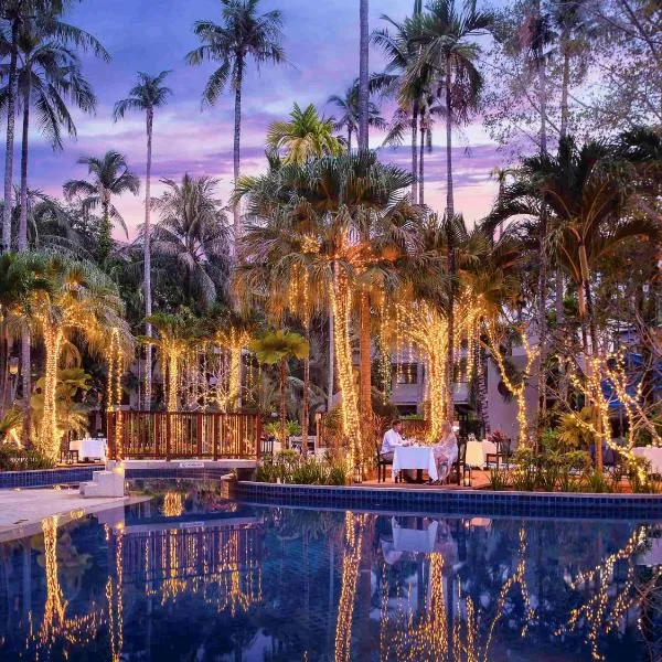 Holiday Inn Resort Phuket Surin Beach by IHG, hotel v destinaci Surin pláž
