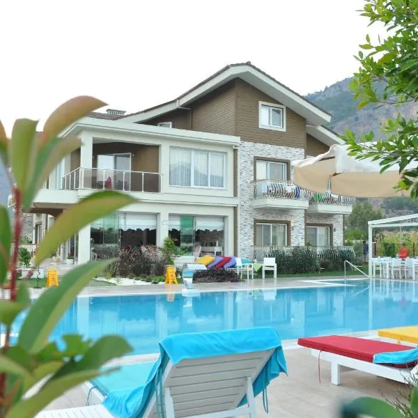 Göcek Naz Hotel, hotel v destinaci Göcek