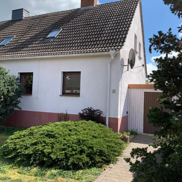 Gemütliches Ferienhaus mit Garten, hotel in Oranienbaum-Wörlitz