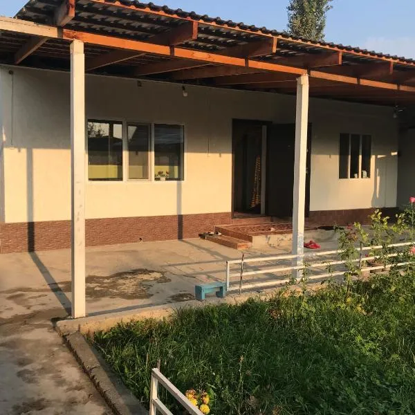 Guest House KAGAN, hotel v destinaci Toktogul