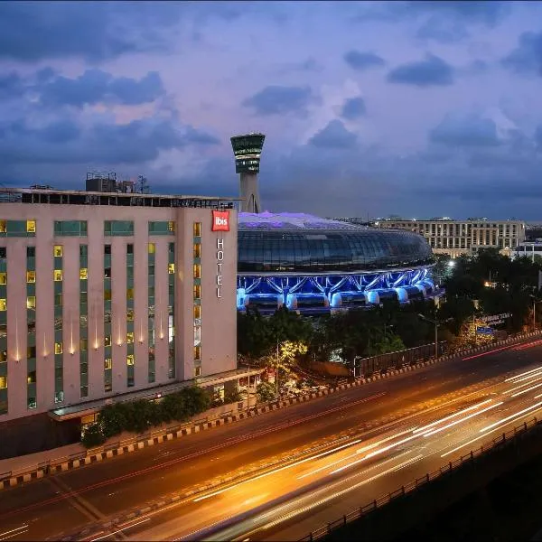 ibis Mumbai Airport - An Accor Brand, hotel v Bombaji