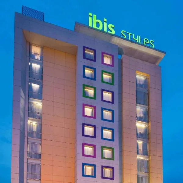 Ibis Styles Solo, hotel in Lawean