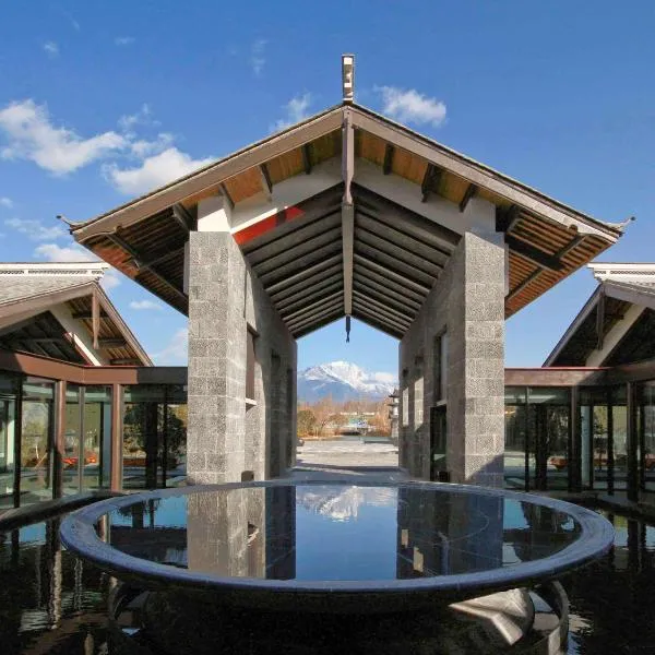 Pullman Lijiang Resort & Spa, отель в Лицзяне