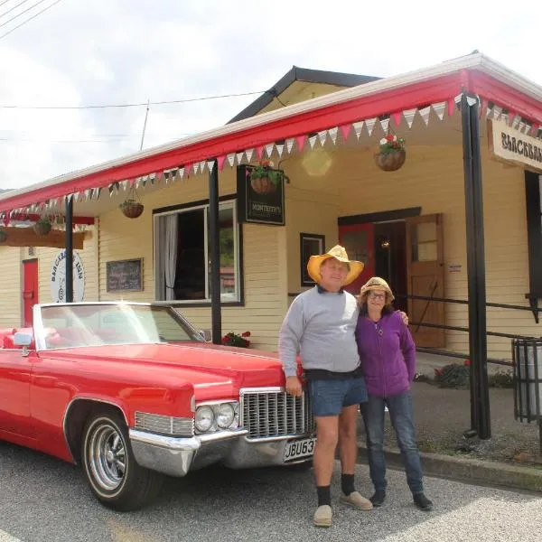 Blackball's Inn & 08 Cafe, hotel in Barrytown