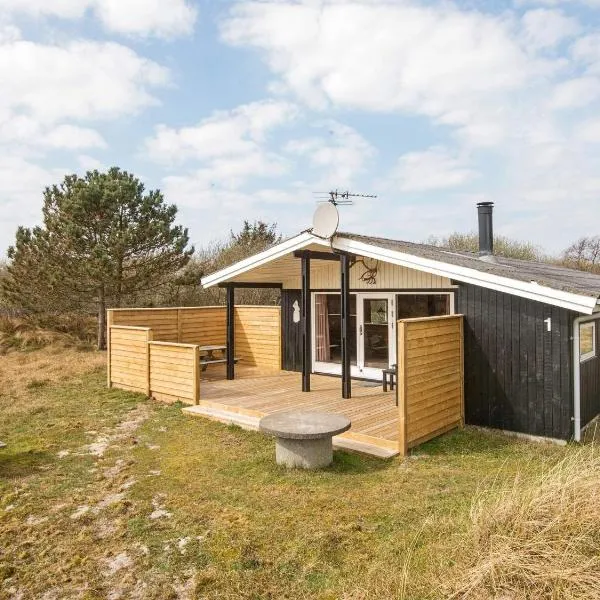 6 person holiday home in Fan, hotell i Sønderho