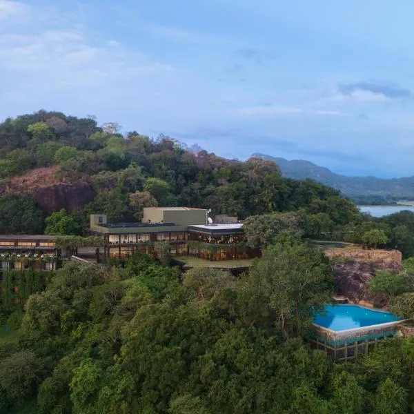 Heritance Kandalama, hótel í Sigiriya