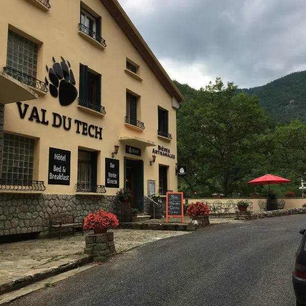 Hôtel Le Val Du Tech, hotel di Prats-de-Mollo-la-Preste