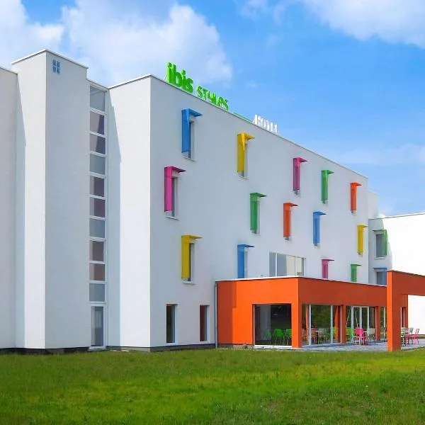 ibis Styles Nivelles, hotel in Braine-lʼAlleud