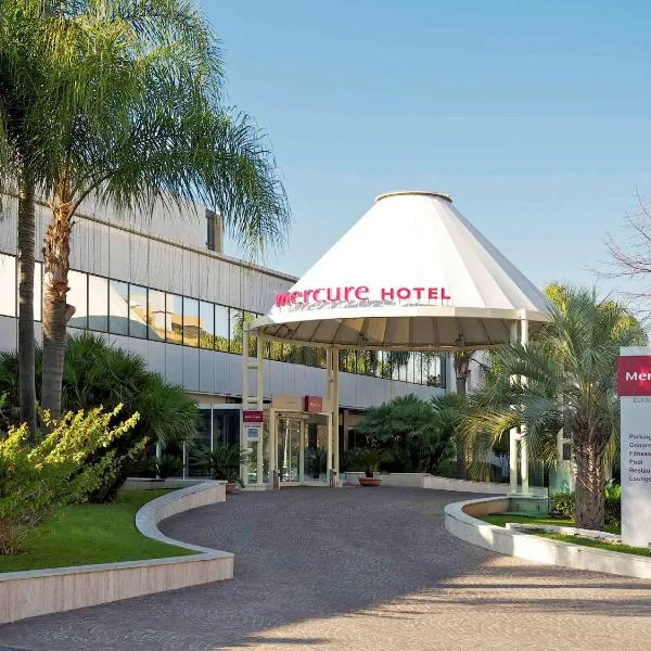 Mercure Roma West, hotel em Mostacciano