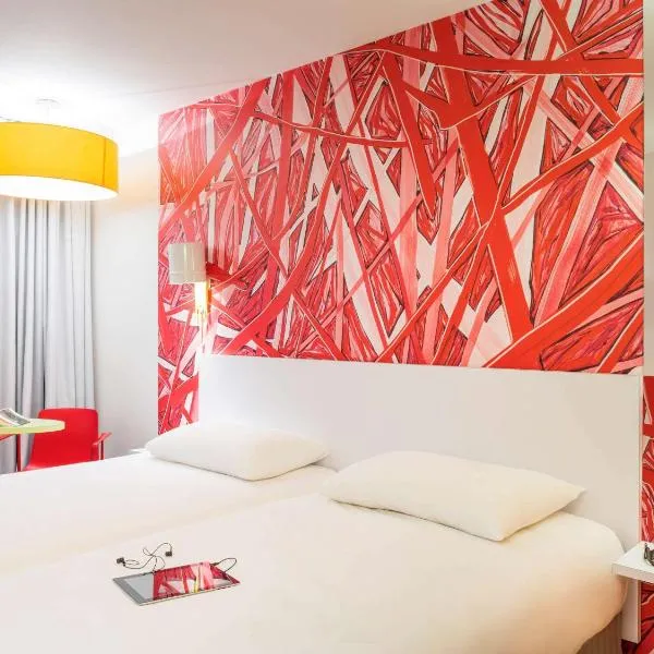 ibis Styles Paris La Défense Courbevoie, hôtel à Courbevoie