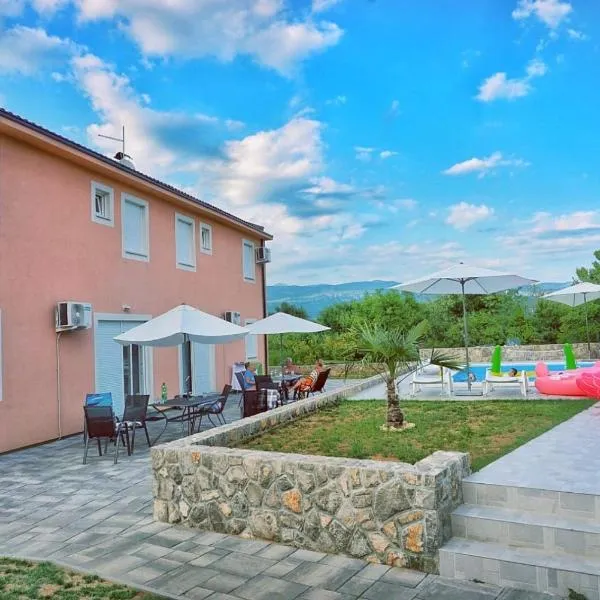 Apartments Kuk, hotel v destinaci Šilo
