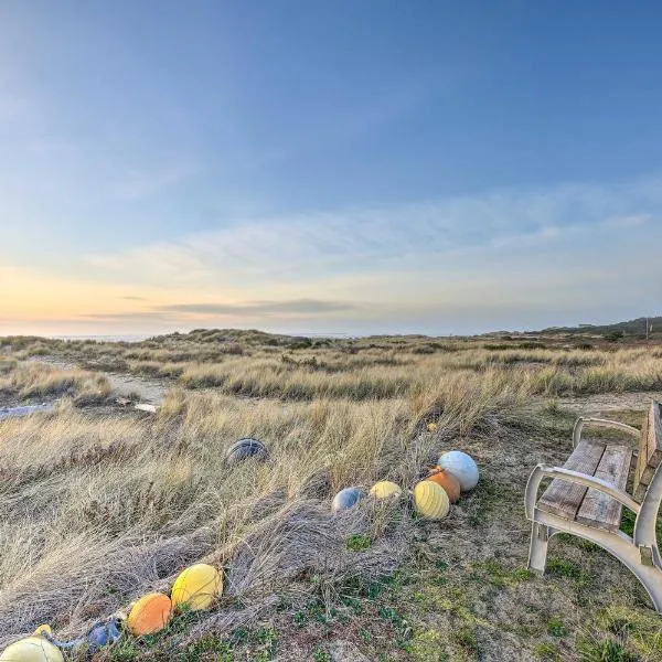 Sanderling Sea Cottages, Unit 2 Walk to Coast!, hotel a Yachats