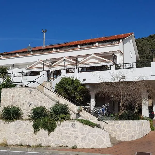 Guest House Galeb, hotel v destinaci Supetarska Draga