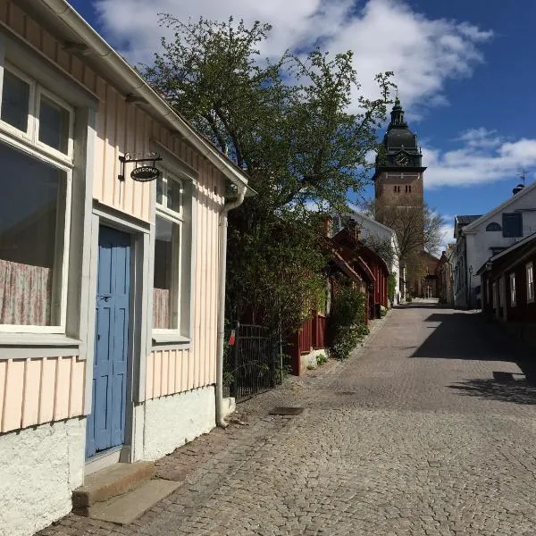 Pensionat Gyllenhjelmsgatan, hotel v destinaci Strängnäs