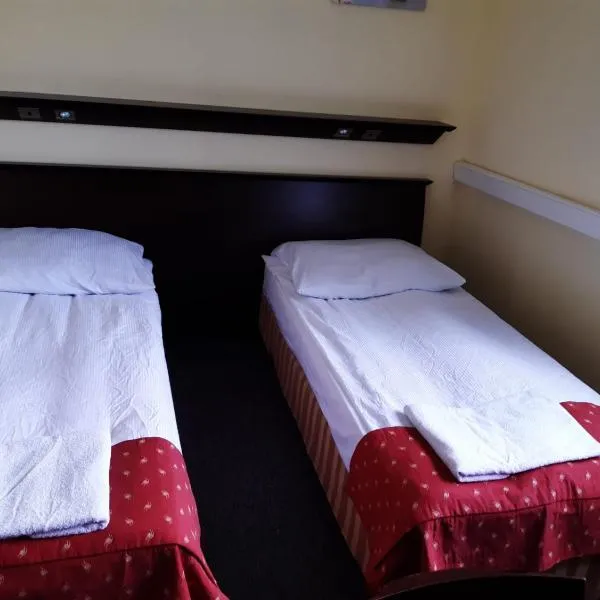 Noclegi Tyniec, hotel v destinaci Tyniec Mały