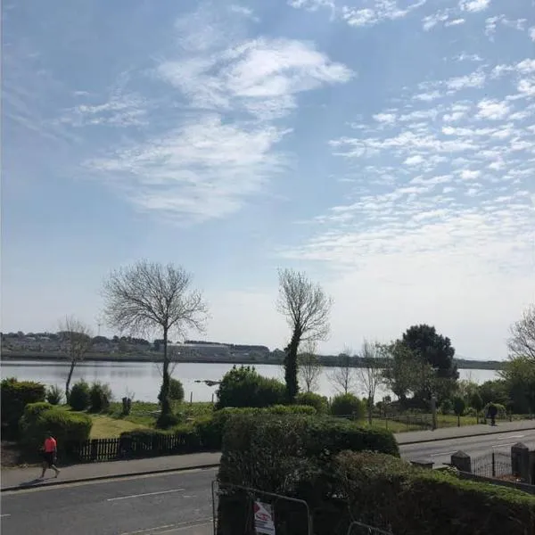 Lake View Galway City, hotel en Galway