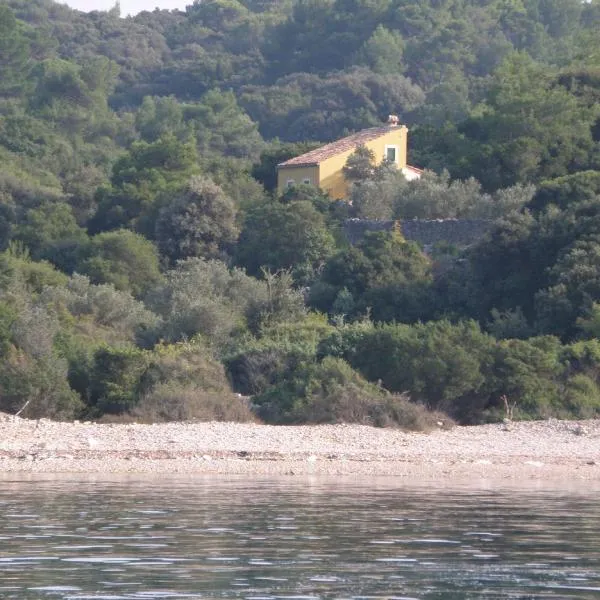 Lošinj house Robinzon Studenčić Island Lošinj โรงแรมในCunski