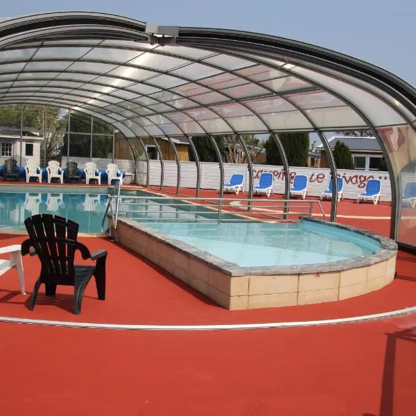 Camping le Rivage, hotel v destinaci Quettehou