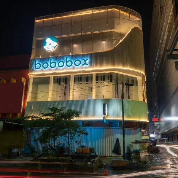 Bobopod Alun-Alun, Bandung, hotel v destinaci Bandung