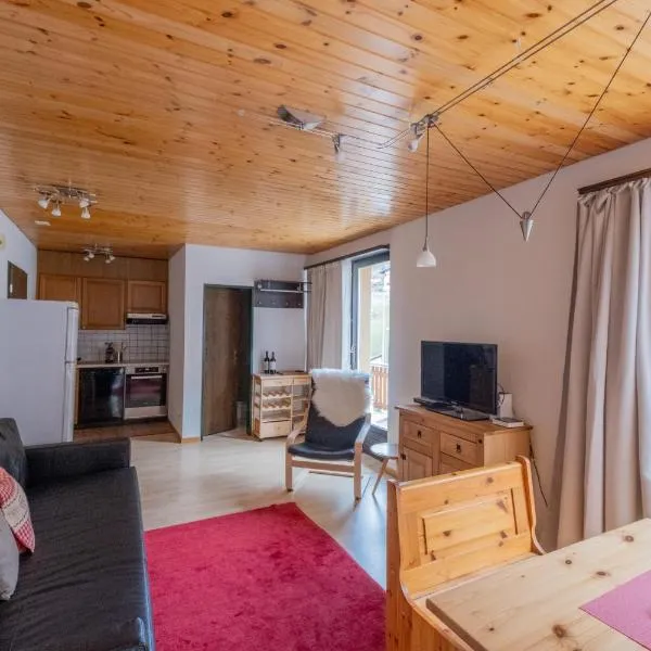 Panorama at Haus Waldheim! Nr 12, hotelli kohteessa Grächen