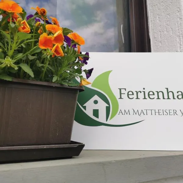 Ferienhaus am Mattheiser Wald, hotel v destinaci Trier
