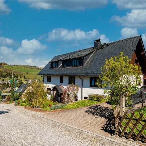 Ferienwohnungen Weißflog, hotel in Schwarzenberg