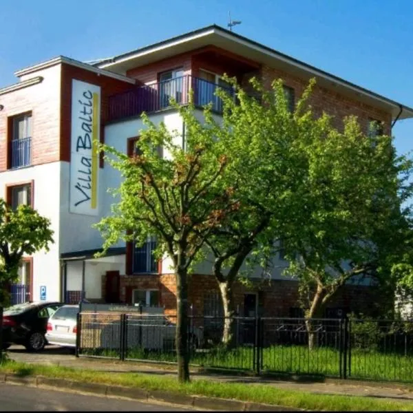 Villa Baltic -Apartament nr 9, hotel in Chałupy