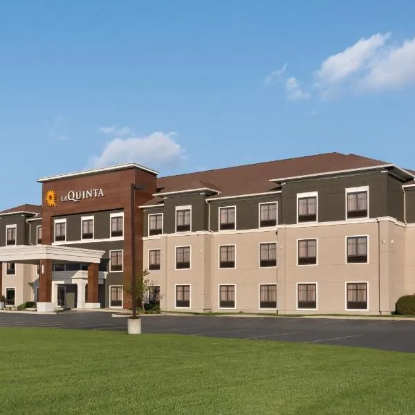 La Quinta by Wyndham Lackawanna, hotel v destinaci Lackawanna