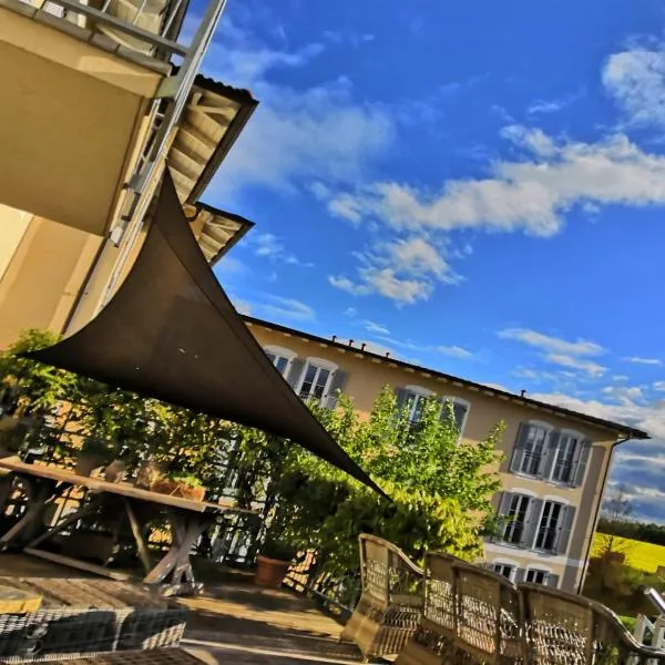 Ampervilla Hotel, hotel v destinaci Fahrenzhausen