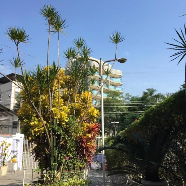 Casa aconchegante em Vila Valqueire, hotel in São João de Meriti