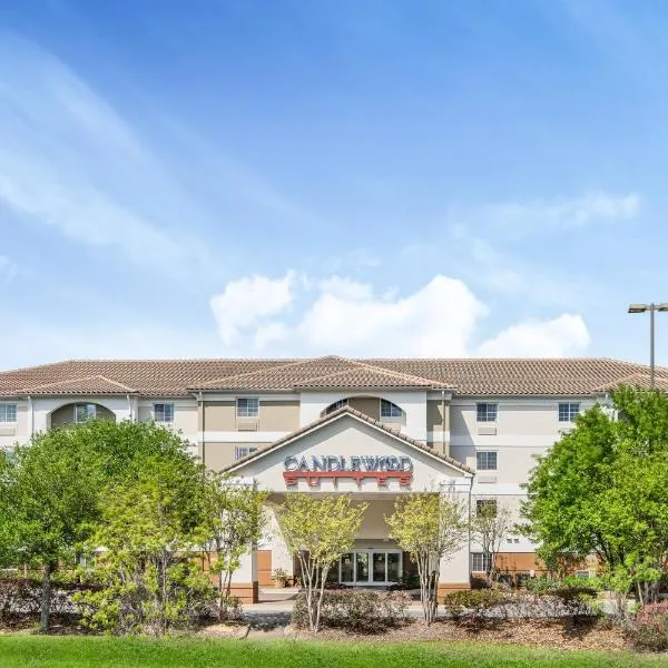 Candlewood Suites Destin-Sandestin Area by IHG、デスティンのホテル