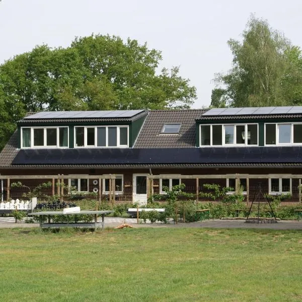 Vakantieboerderij 't Zand - Appartement, hotel v destinaci Heeswijk-Dinther