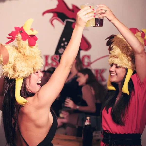 Rising Cock Party Hostel, hotel v destinaci Lagos