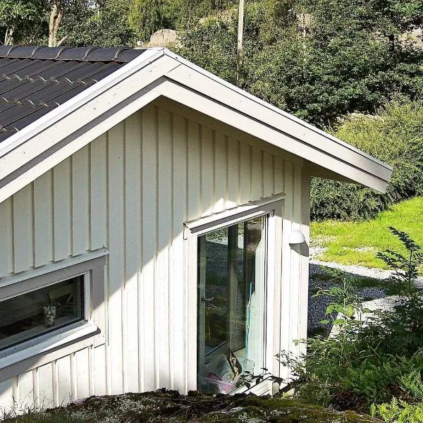 5 person holiday home in KÅLLEKÄRR-By Traum, hotell i Apelgården