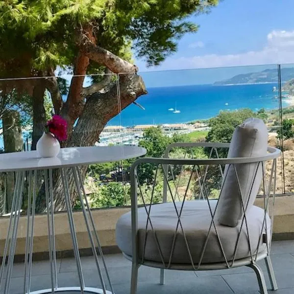S'O Suites Tropea, hotel v destinaci Tropea