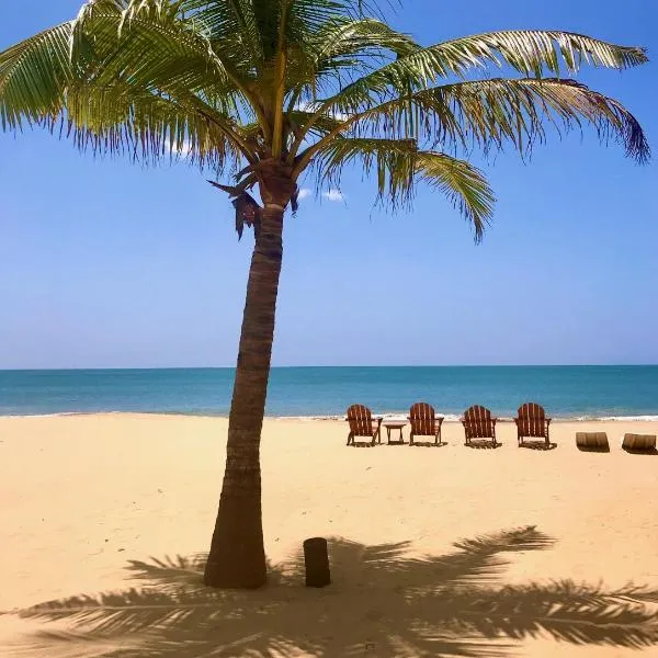 Khomba Beach House、Alankudaのホテル