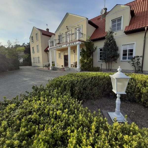 Dworek Bursztynowe Piaski, hotel v Gdaňsku