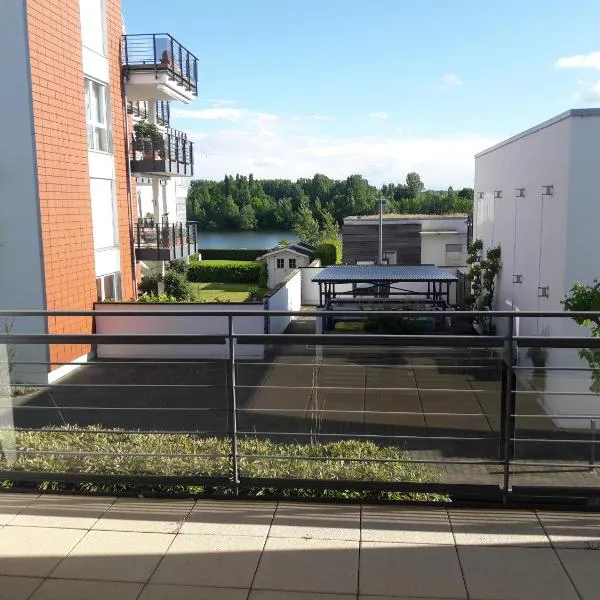 Ferien am Wasser, hotel v destinaci Wiesbaden