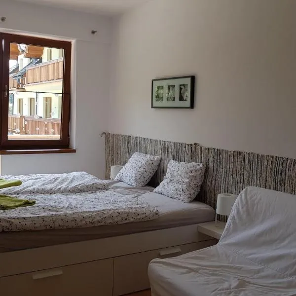 Apartmány 33 a 8 AD Kamzík Donovaly, hotel in Donovaly