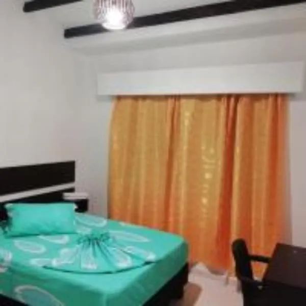 Hotel Palms Central, hotel in Palmira