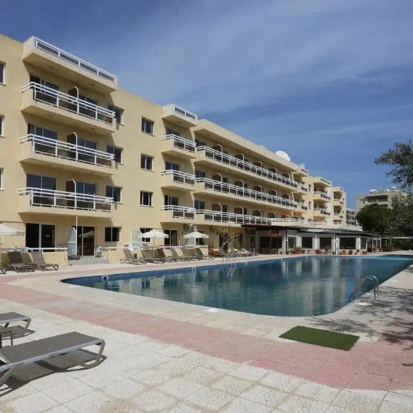 Sunquest Gardens Holiday Resort, hotel v destinaci Limassol