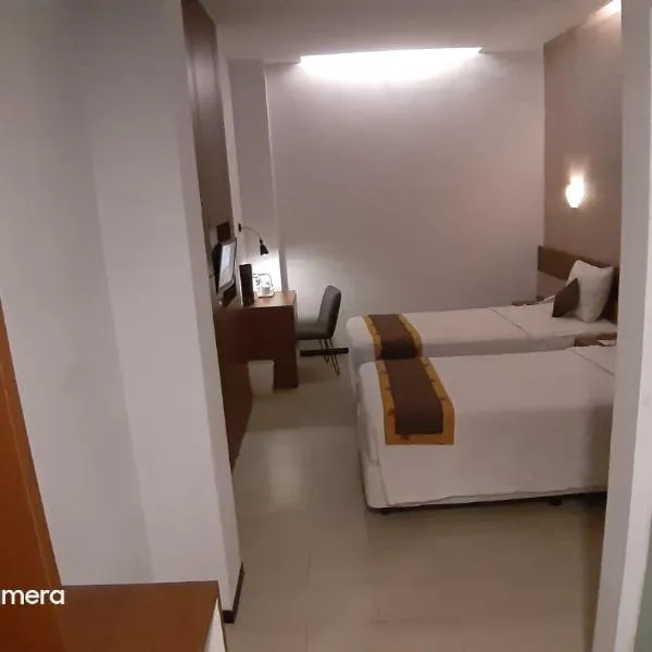 Xtra Hotel Bengkulu, hótel í Bengkulu