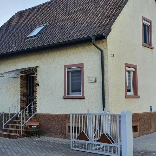 Holiday Home Debacher, hotel in Kappel-Grafenhausen