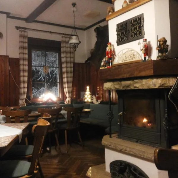 Turmgaststätte Löbau, hotel v destinaci Löbau