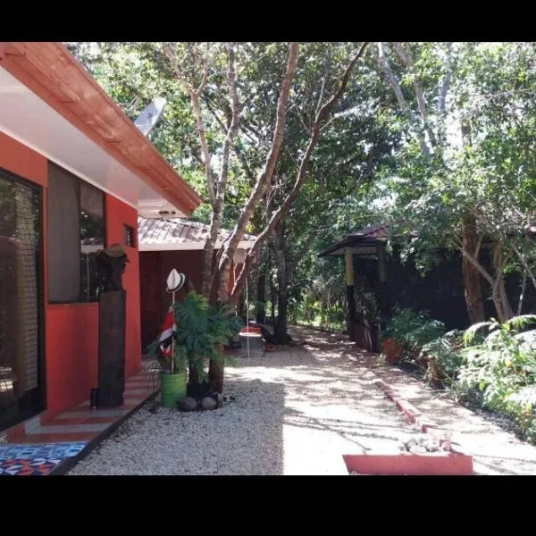 Villa De Los Monos, casitas equipadas en Guanacaste, hotel v destinaci Matapalo