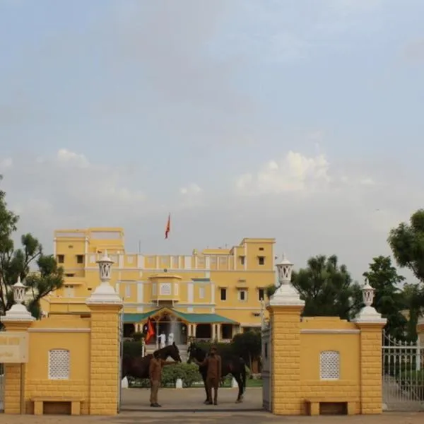 Roop Niwas Kothi, Near Mandawa, hotel v destinaci Lachhmangarh Sīkar