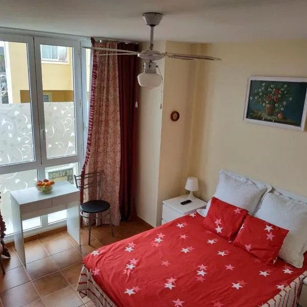 산 이시드로에 위치한 호텔 Habitación con refrigerador propio cerca del aeropuerto