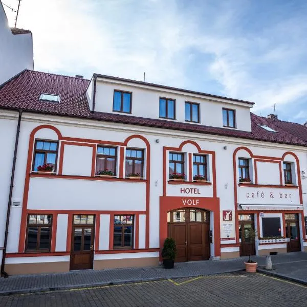 Hotel Volf, hotel a Přeštice