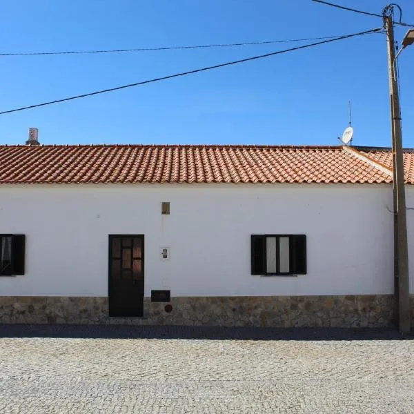 Casa do Povo, hotel in Alcaria